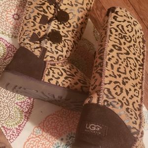 Leopard print Ugg Tall Bailey button boots